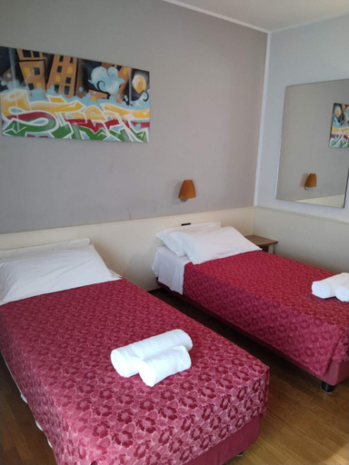 Others 2, Hotel Xibana, Padua