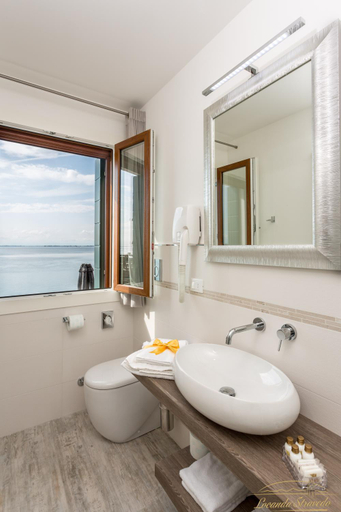 Bathroom 2, Locanda Stravedo, Venezia