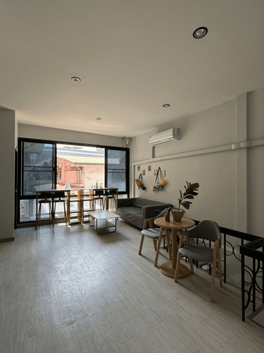 Others 5, First Villa Life Hostel, Huai Kwang