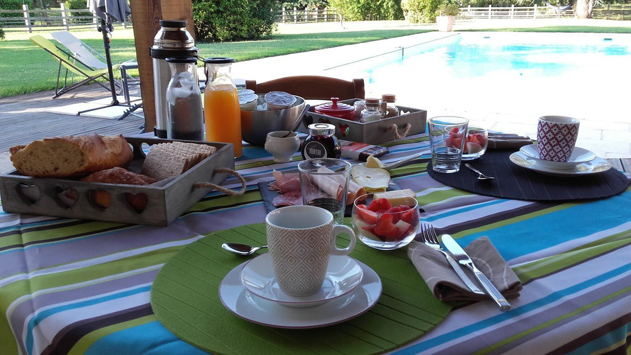 Food & Drinks, Domaine Le Mathi : gite Le Mas, Lot-et-Garonne