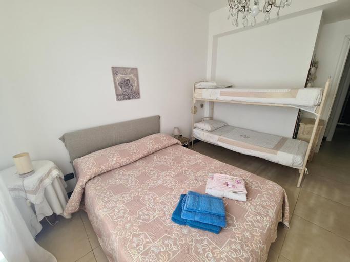Bedroom 16