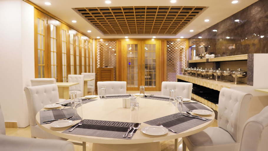 Food & Drinks 5, Grand Vistana, Dhaka