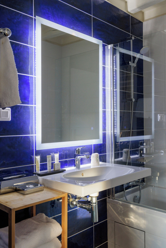 Bathroom 4, Hôtel Saint Martin Bastille, Paris