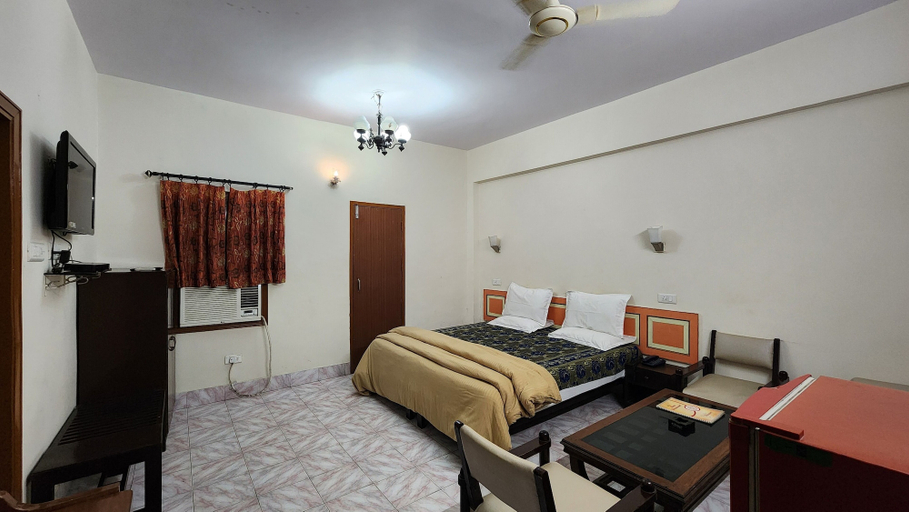 Bedroom 5, Hotel President, Gorakhpur