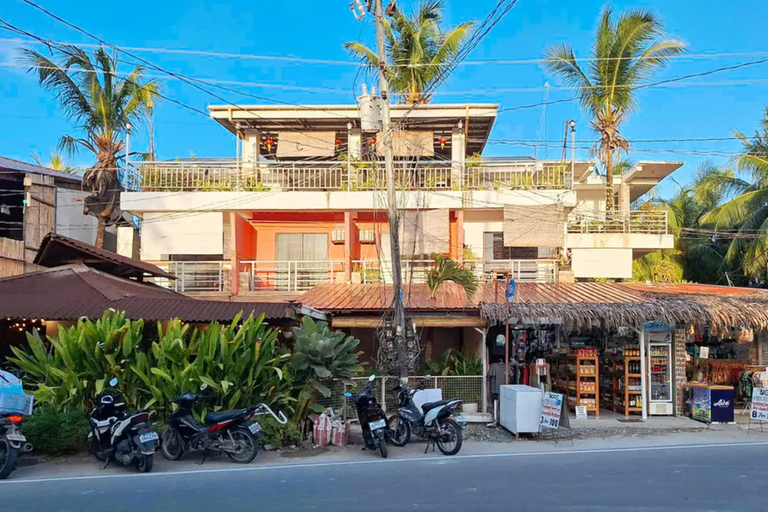 Exterior & Views, RedDoorz @ Hergem Siargao Inn, General Luna