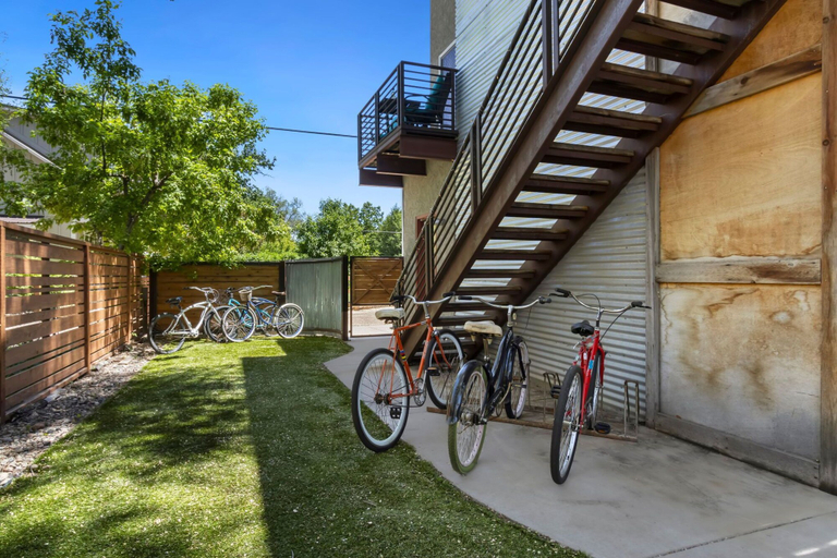 Exterior & Views 2, Industrial Old Town Bungalow W/ Free Cruiser Bikes, Larimer