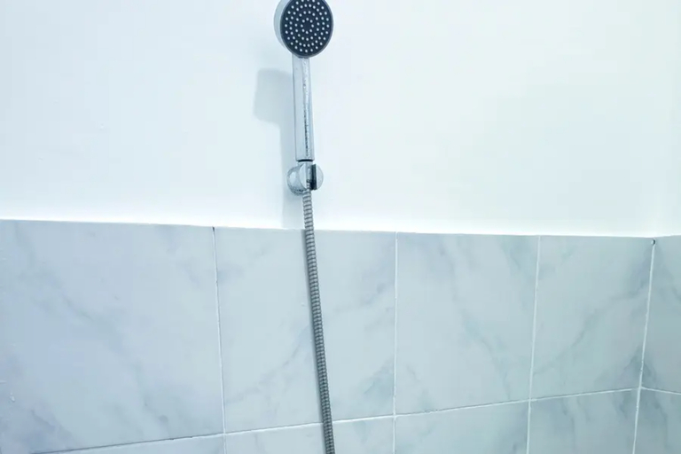 Bathroom 5, Asanuma General Santos by RedDoorz, General Santos City