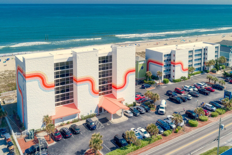 Golden Sands Oceanfront Hotel, New Hanover