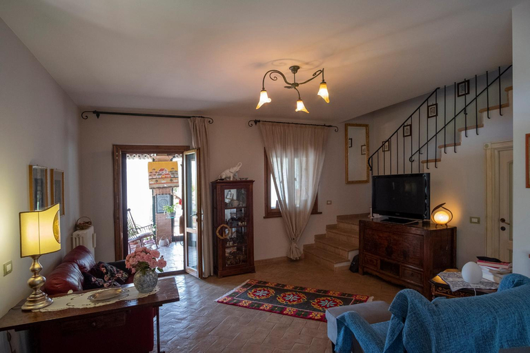 Others 2, B&B Pino Cedro, Terni