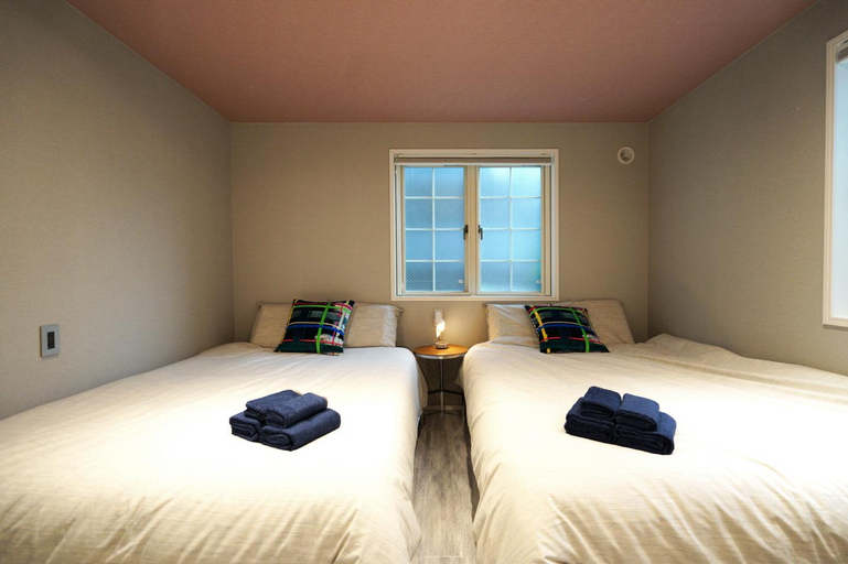 Others 3, Real Life AOYAMA 1BR suite 2 double bed 3min metro, Minato