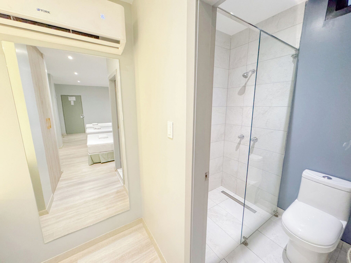 Others 5, Hotel GH Sander, Guayaquil