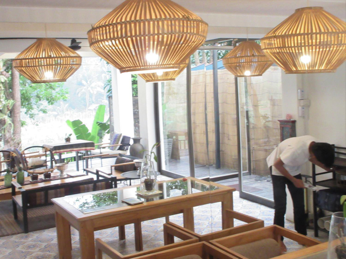 Food & Drinks 5, Moonlight Champa Riverview, Luang Prabang