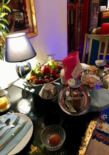 Food & Drinks 3, Apartment Paradiso, Split