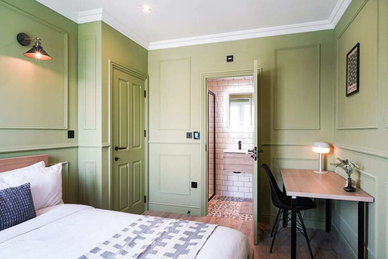 Bedroom 2, The Balham Hideout - Trendy 2bdr Flat, London