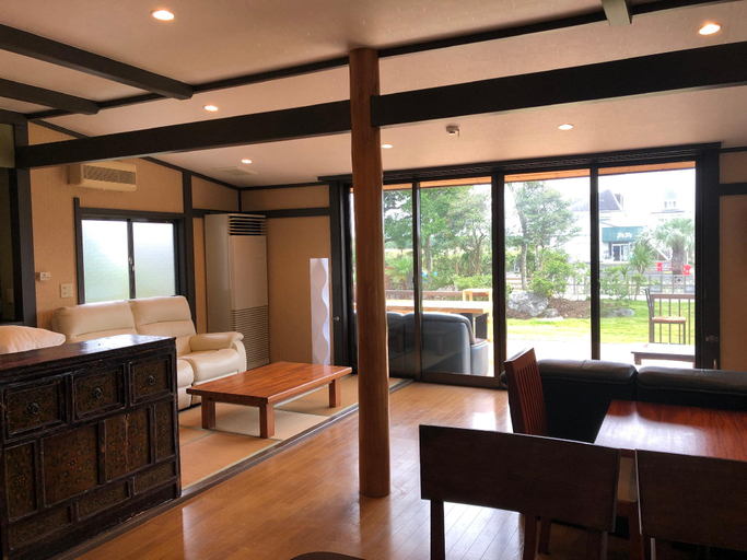 Bedroom 3, The Garden Hotel, Ichinomiya