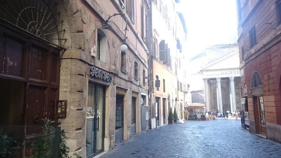 Others 3, Al Pantheon Con Thomas Mann, Rome