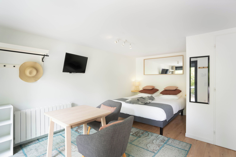 Bedroom 14