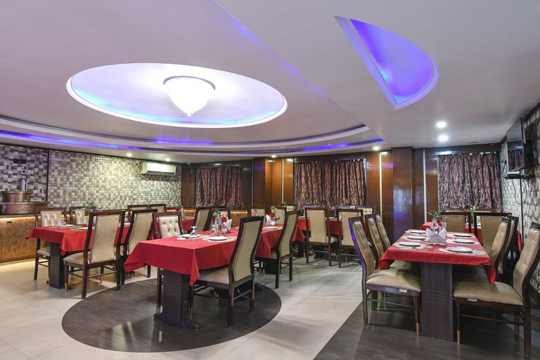 Food & Drinks 5, Fabhotel Raj Residency Ii, Ranchi