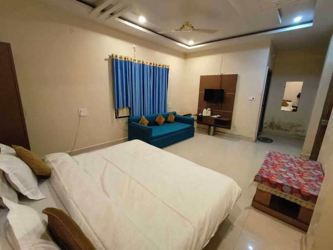 Bedroom 5, Hotel Basant Palace, Sidhi