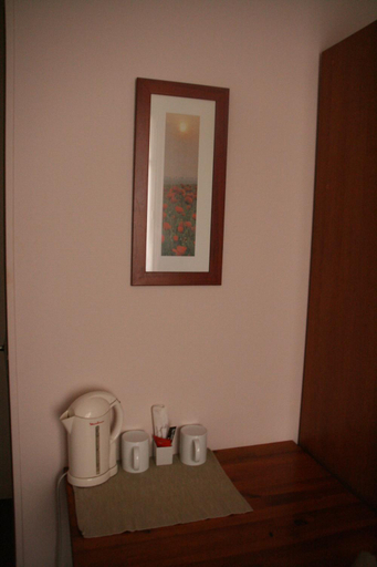 Others 3, Hotel du Roussillon, Paris