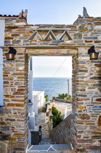 Others 3, Anemos Sea View, South Aegean