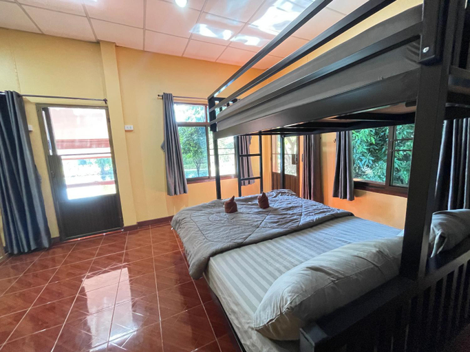 3, Rain Tree Cafe & Homestay, Muang Uthai Thani