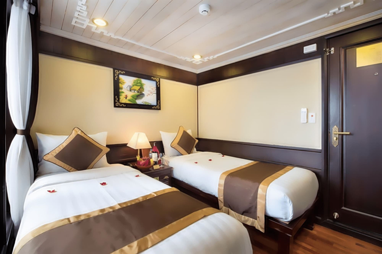 Bedroom 2, Le Journey Premium Cruise, Hạ Long