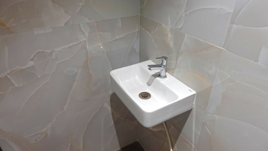 Bathroom 4, Hotel Palms Residency, Mumbai Suburban
