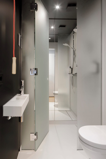 Bathroom 5, Zoku Copenhagen, Copenhagen