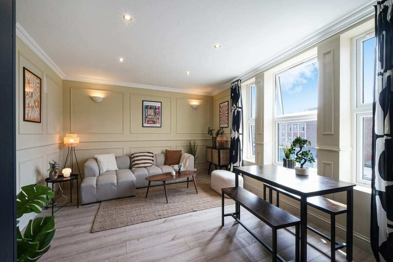 Others 4, The Balham Hideout - Trendy 2bdr Flat, London