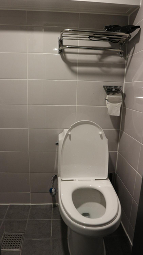 Bathroom 3, ZZZIP GUESTHOUSE in Hongdae, Mapo