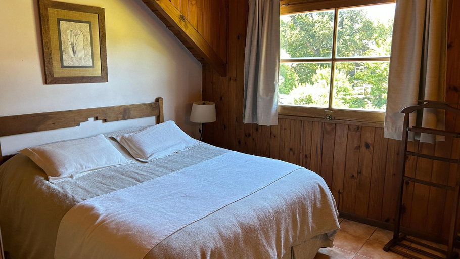 Bedroom 3, Las Cumbres Apart & Suites, Lacar