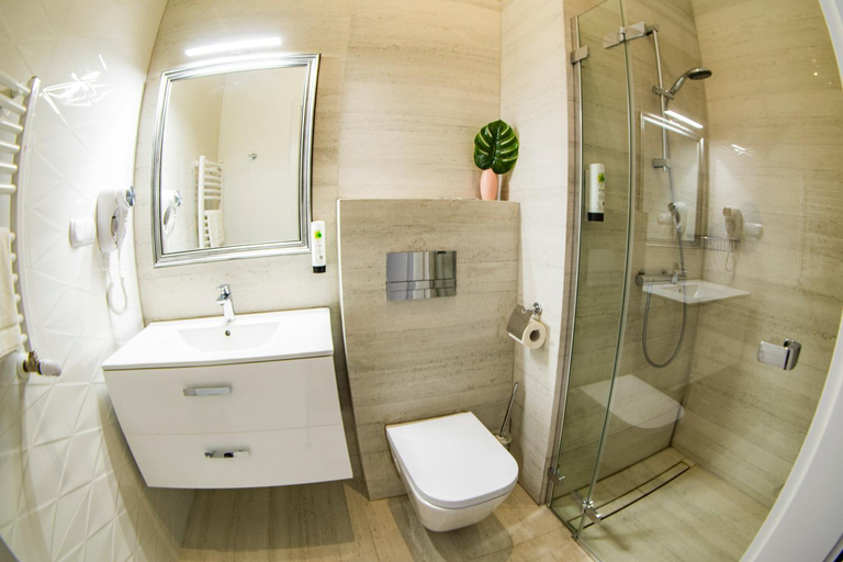 Bathroom 2, Aparthotel Przy Plazy, Kamień