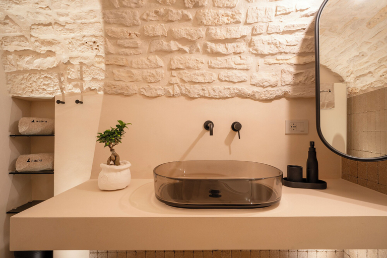 Bathroom 3, Naiira Luxury Trullo, Bari