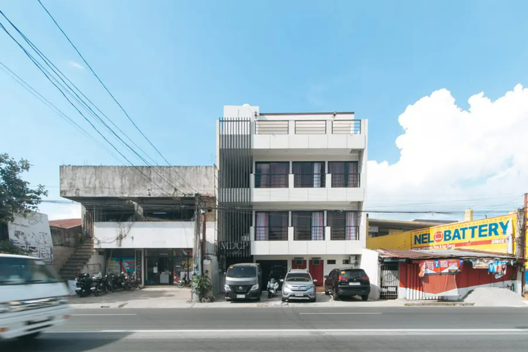 RedDoorz @ Aerial Hotel Los Baños, Cabuyao