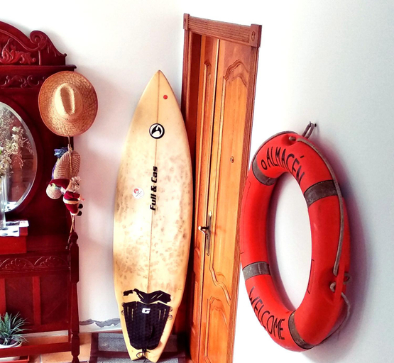 Food & Drinks, Apartamentos o Almacen, A Coruña