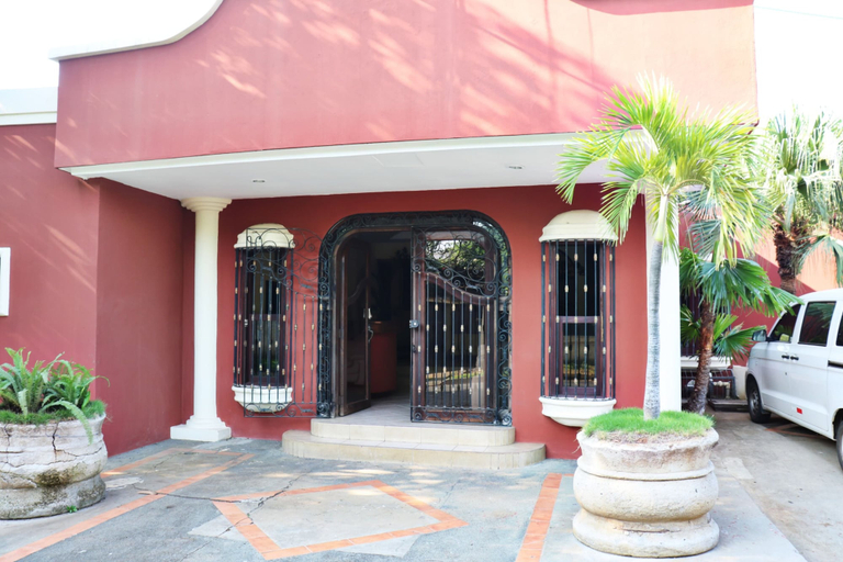 Exterior & Views, Nesthost Hotel Los Robles, Managua