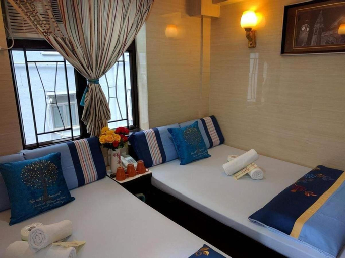 Bedroom 13
