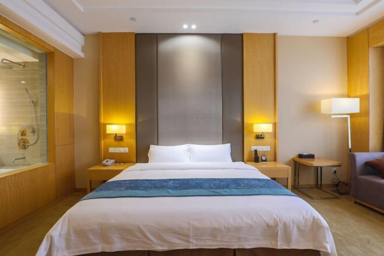 Bedroom 3, Golden Sun Hotel, Chuzhou