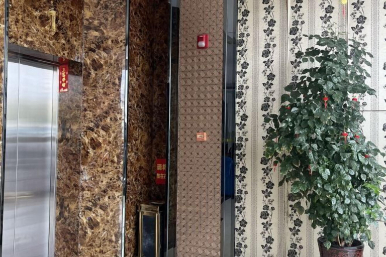 Others 5, Yinhong Hostel, Jiangmen