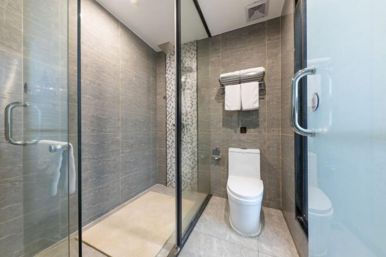 Bathroom 3, U-FREE Hotel (Dongguan Xiegang Square), Dongguan