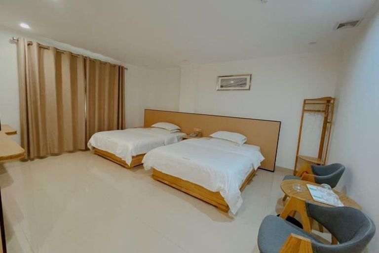 Bedroom 4, Huiyue Fashion Apartment, Shanwei