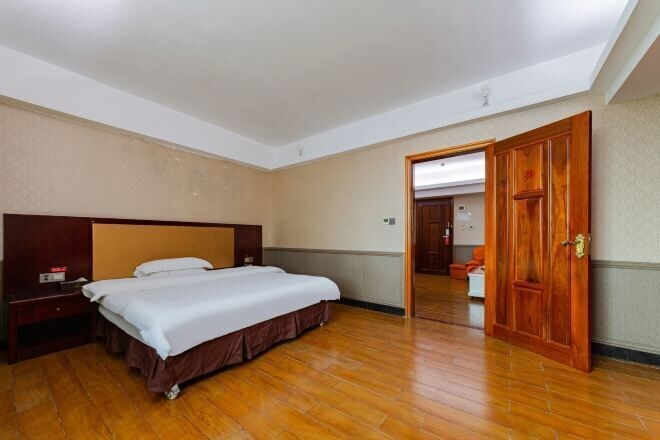 Bedroom 3, Huayang Hotel, Jieyang