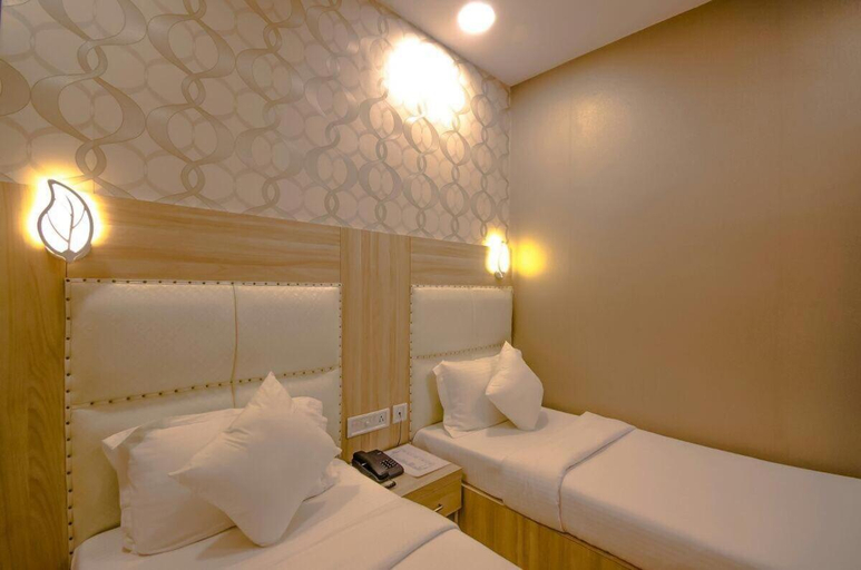 5, Hotel Q Inn, Kolkata