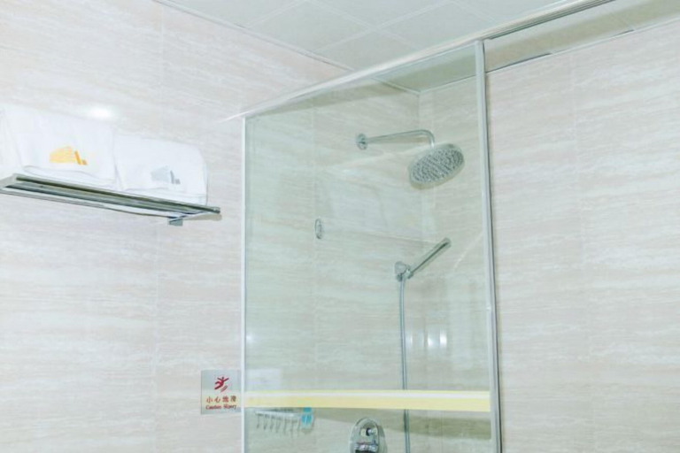 Bathroom 4, Jixi International Hotel, Xuancheng