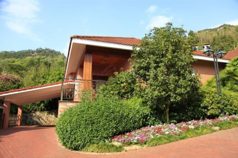 Exterior & Views 2, Yannanfei Weilong Hotel, Meizhou