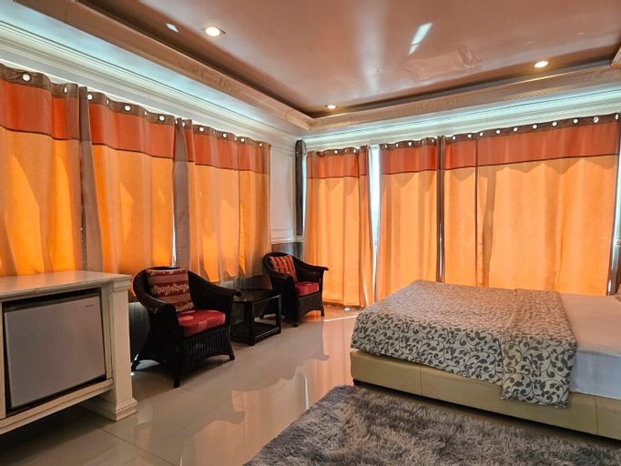 Bedroom 14