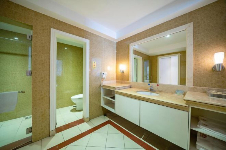 Bathroom 3