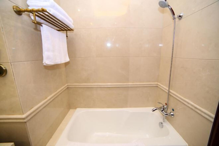 Bathroom 3, Tianxi Longge Hotel, Yichang