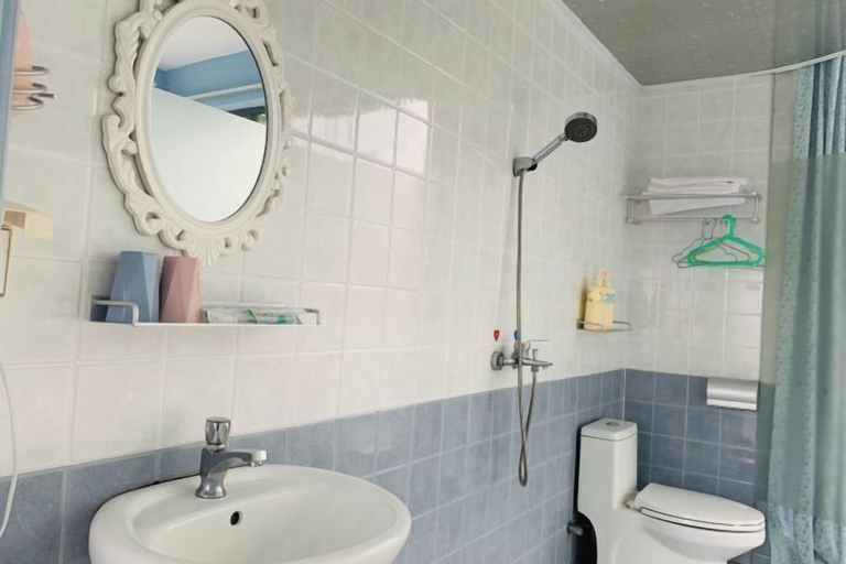 Bathroom 4, Yimu Huatian Inn, Shenzhen
